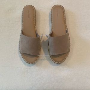 Old Navy Tan Sandals